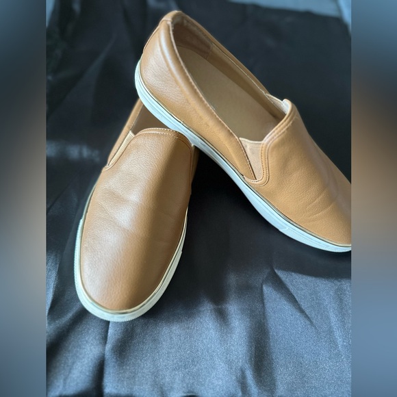 Nine West “Ready to Go” Leather Upper Slip On - Picture 4 of 7